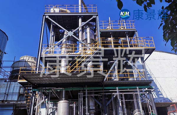 三效蒸發(fā)器定制采購合同中，會約定付款比例、周期、生產(chǎn)周期、安裝調(diào)試周期、以及售后服務(wù)保障等。